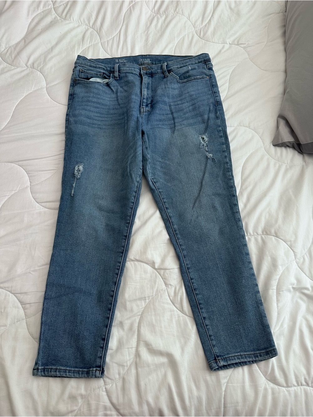 ANA A New Approach Distressed Skinny Jeans - Picture 3 of 7